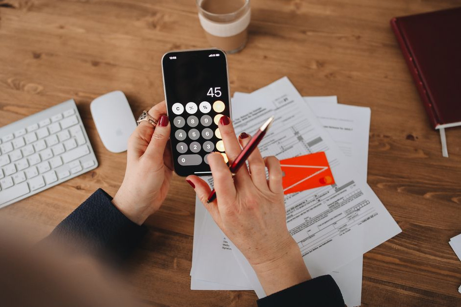 How can irregular income be shown in a repayment scenario? How can irregular income be shown in a repayment scenario?